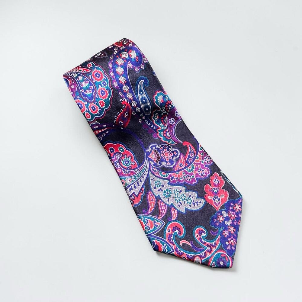 Geoffrey Beene 100% Silk Paisley Tie Navy Blue Pink Purple Men’s Necktie USA
